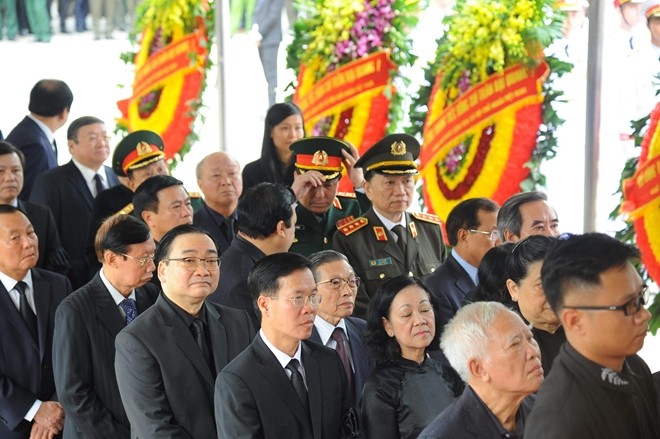 Xúc động lễ viếng Chủ tịch nước Trần Đại Quang ảnh 36