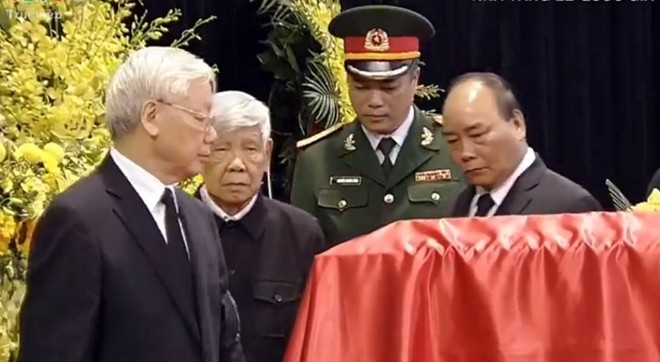Xúc động lễ viếng Chủ tịch nước Trần Đại Quang ảnh 24