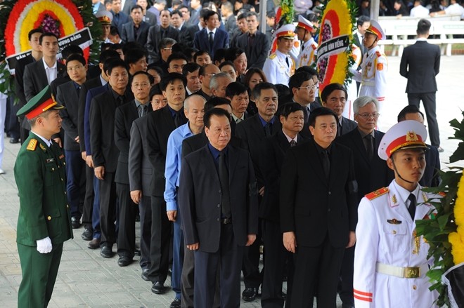 Xúc động lễ viếng Chủ tịch nước Trần Đại Quang ảnh 11
