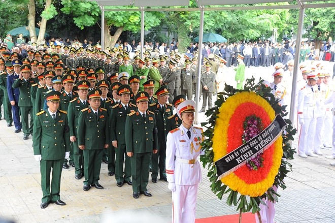 Xúc động lễ viếng Chủ tịch nước Trần Đại Quang ảnh 22