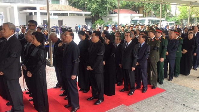 Xúc động lễ viếng Chủ tịch nước Trần Đại Quang ảnh 37