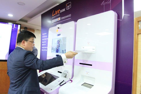 Ngân hàng tự động Live Bank lần đầu tiên có mặt tại Việt Nam ảnh 2
