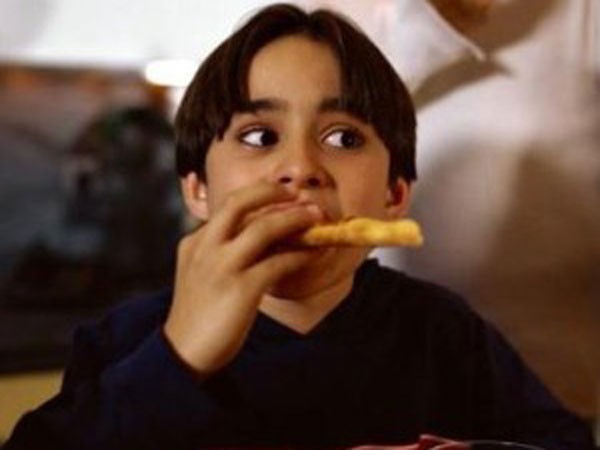 Trẻ tăng động dễ rối loạn kiểm soát ăn uống ảnh 1