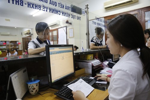 Hà Nội muốn giảm tỷ lệ nợ bảo hiểm xã hội xuống dưới 3,5% ảnh 1