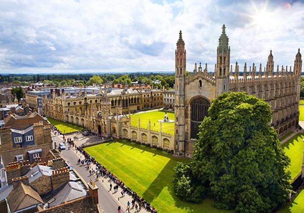 Đại học Cambridge – một trong những trường đại học hàng đầu thế giới sẽ là điểm đến hấp dẫn cho các thí sinh xuất sắc nhất VinCamp 2017