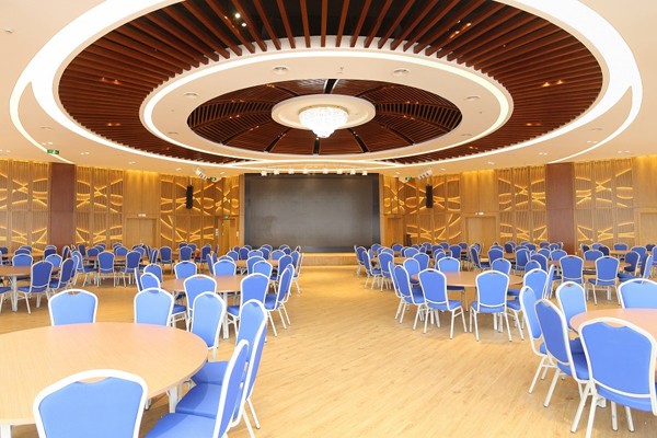 Ấn tượng thiết kế hội trường và phòng họp ở Eurowindow Office Building ảnh 3