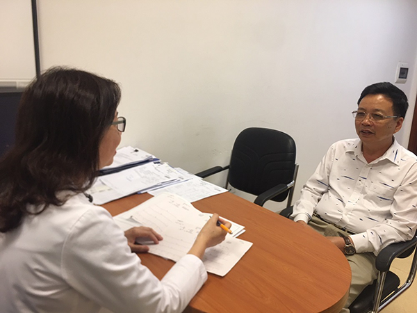 Ông Lâm Văn Thuyên (62 tuổi, ở quận Hai Bà Trưng, Hà Nội) không thấy dấu hiệu bệnh tái phát, sức khỏe ổn định khi phẫu thuật và hóa trị ung thư đại trực tràng kết hợp với liệu pháp nâng cao hệ miễn dịch tự thân.