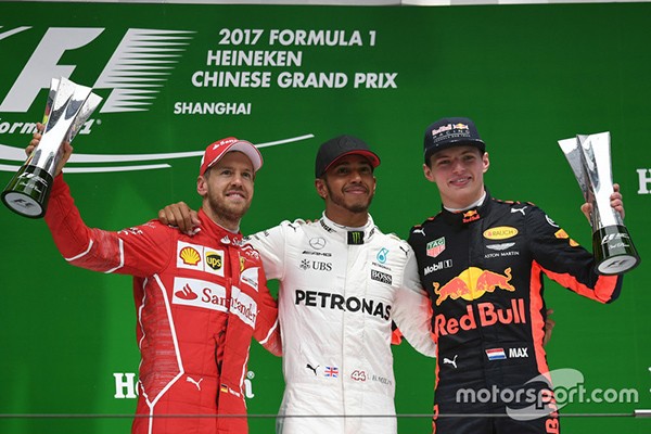 Tam mã Hamilton – Vettel – Verstappe sẽ "thuỷ chiến" tại chặng đua Hungary? ảnh 2