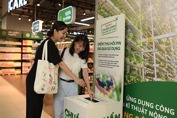 Liên đoàn Hiệp hội bán lẻ châu Á trao giải "Nhà bán lẻ xanh" cho VinMart&VinMart+ ảnh 3