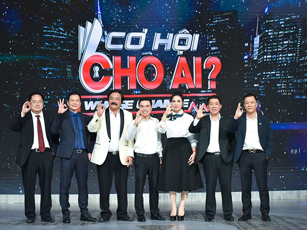 CEO Trần Quí Thanh bất ngờ ngồi ghế nóng show truyền hình "Cơ hội cho ai" ảnh 4