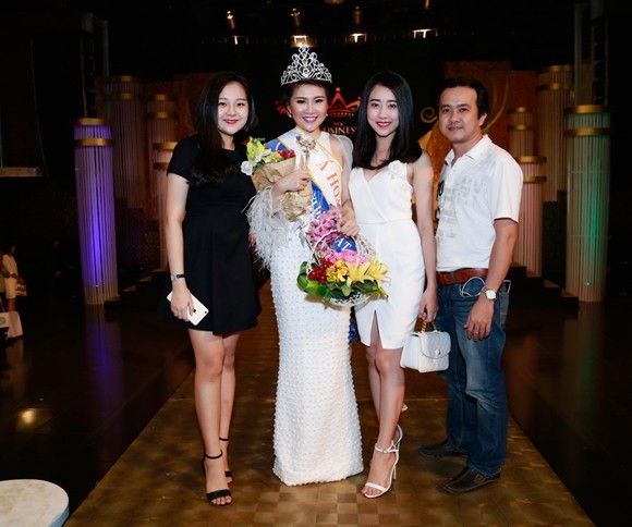 Diễn viên Nhất Hương đoạt giải Á hậu 1 "Nữ hoàng doanh nhân" ảnh 4