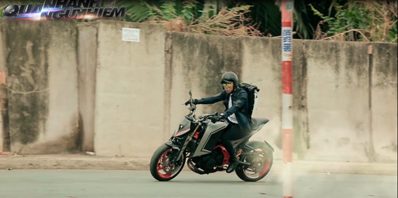 Thu Trang - Trấn Thành "đối đầu" trong phiên bản "nhái" phim "Fast & Furious" ảnh 6