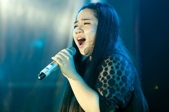 Hồ Ngọc Hà, Sơn Tùng M-TP khiến khán giả Nha Trang phấn khích ảnh 9