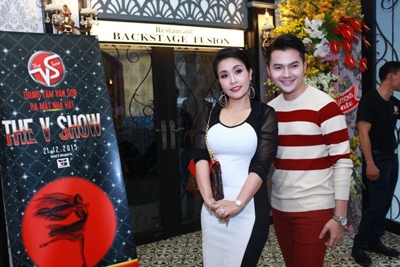 Danh hài Vân Sơn ra mắt nhà hát "The V Show" tại TP Hồ Chí Minh ảnh 2