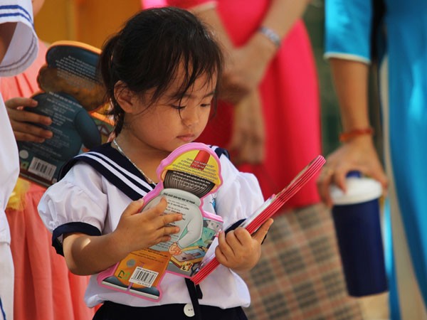 Những đứa trẻ ở Trường Sa ảnh 4