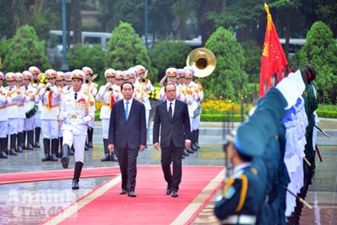 Việt Nam - Pháp nhất trí thúc đẩy hợp tác quốc phòng ảnh 1