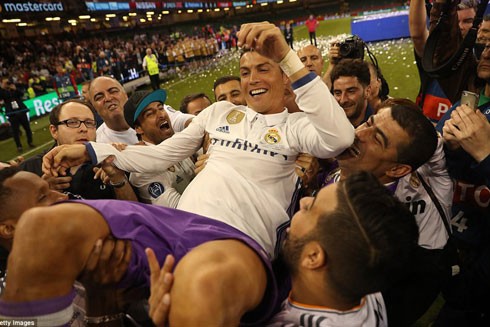 Cristiano Ronaldo - Thiên tài ở Champions League ảnh 2