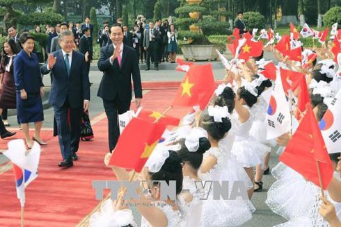Tổng thống Moon Jae-in: Hàn Quốc và Việt Nam là những người bạn rất đặc biệt của nhau ảnh 1