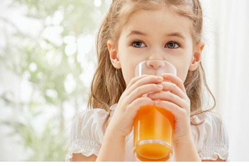 Đồ uống giải nhiệt giúp phòng bệnh mùa hè cho trẻ em ảnh 1