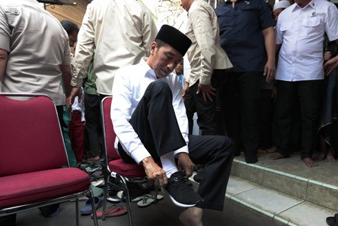 Một ngày thứ sáu bình dị của Tổng thống Indonesia ảnh 3