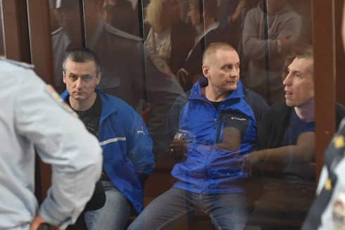 2 bản án chung thân và 102 năm tù giam cho 7 thành viên băng đảng khét tiếng ở Nga ảnh 1
