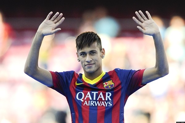 M.U đề nghị mức giá kỷ lục thế giới cho Neymar ảnh 1