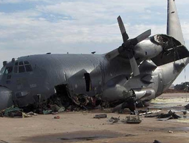 Hình ảnh hiện trường, vụ C-130 Mỹ chở 16 người đâm xuống mặt đất ảnh 11