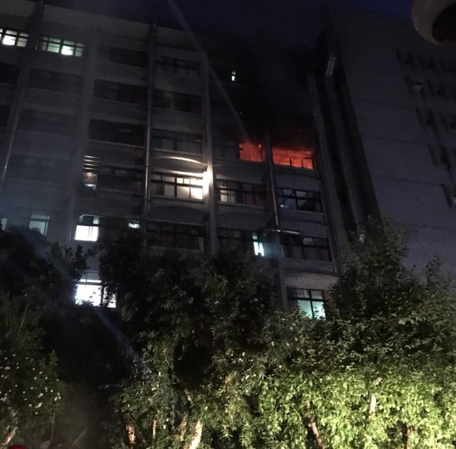 Cháy lớn tại bệnh viện thành phố Đài Bắc mới, 9 người thiệt mạng ảnh 1