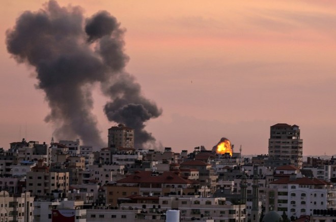 Máy bay của Israel không kích Dải Gaza ảnh 1