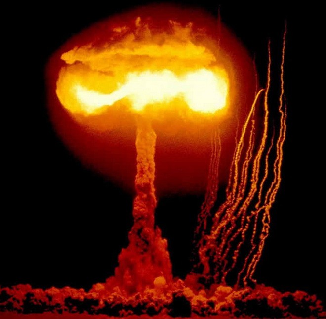 Bom neutron có thực sự là "vũ khí hạt nhân lành mạnh" như quảng cáo? ảnh 2