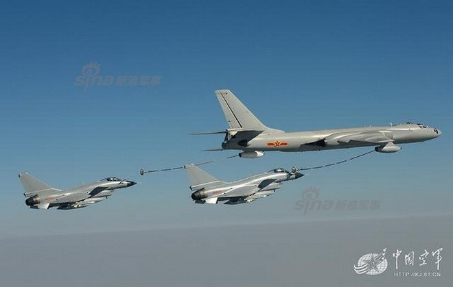 Bức ảnh tố cáo điểm yếu và khoảng cách mênh mông giữa Không quân Trung Quốc với Mỹ ảnh 2