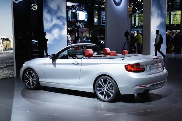 BMW 2-series Convertible “toả sáng” tại Paris Motor Show ảnh 8