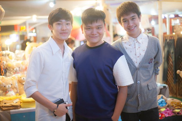 Theo chân stylist Trịnh Tú Trung dạo chơi Bangkok cùng hot boy Fluke Pongsatorn ảnh 3