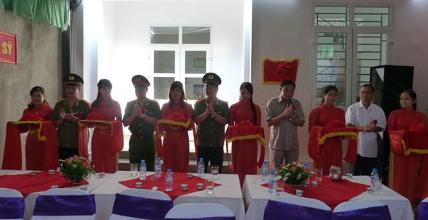 Khánh thành nhà tình nghĩa tặng gia đình liệt sỹ ảnh 1