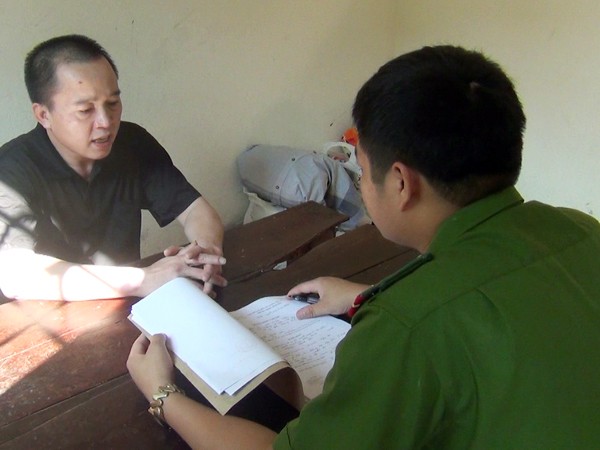 Khởi tố đối tượng hành hạ cháu bé 14 tuổi trong khách sạn ảnh 1