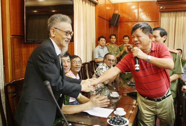 Cuộc hội ngộ chân tình ảnh 2