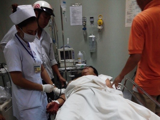 Truy sát kinh hoàng từ nhà đến bệnh viện, nhiều người bị thương ảnh 5