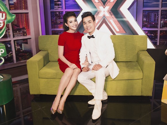 Miss Ngôi sao Bích Khanh “chăm chút” cho MC Nguyên Khang trước khi lên sóng “X-Factor” ảnh 8
