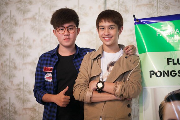 Chí Thành X Factor “hộ tống” hot boy Thái Lan khám phá thành phố biển ảnh 1