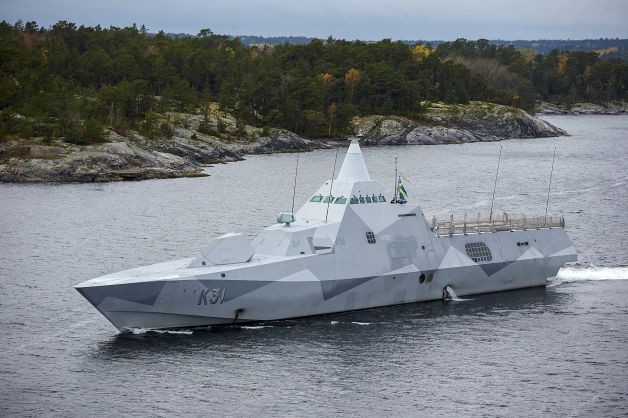 Tàu hộ tống tàng hình HMS Visby đã được điều tới ngoài khơi Stockholm để rà soát