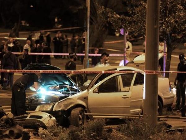 Cảnh sát bắn chết một lái xe đâm chết bé gái, đâm bị thương 8 người, rồi bỏ chạy ảnh 1