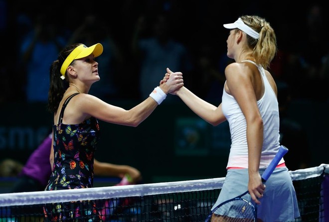 WTA Finals: Serena Williams thoát nạn, Radwanska “mắc nợ” Wozniacki ảnh 3
