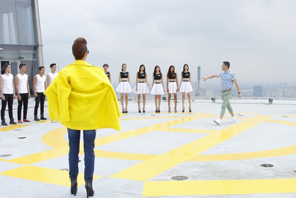 16 thí sinh người mẫu “ngợp” khi tập catwalk ở độ cao 191m ảnh 5