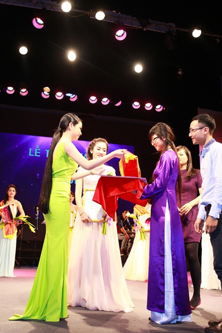 Hoa hậu Ngọc Anh rạng rỡ làm giám khảo chấm Miss Đại học Dược ảnh 8