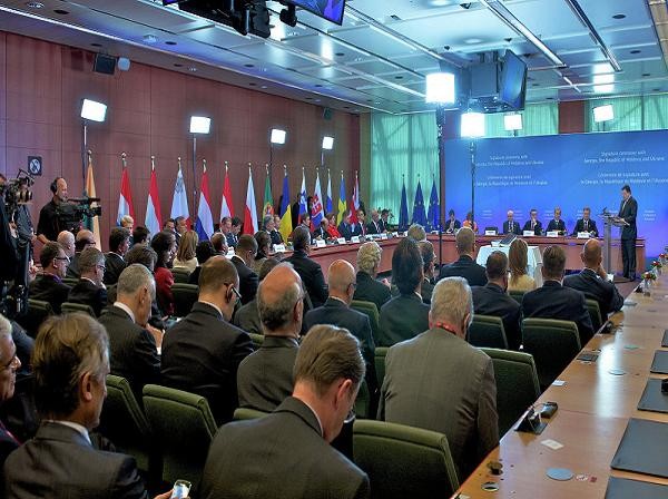 Nghị viện châu Âu phê chuẩn Thỏa thuận liên kết với Moldova ảnh 1
