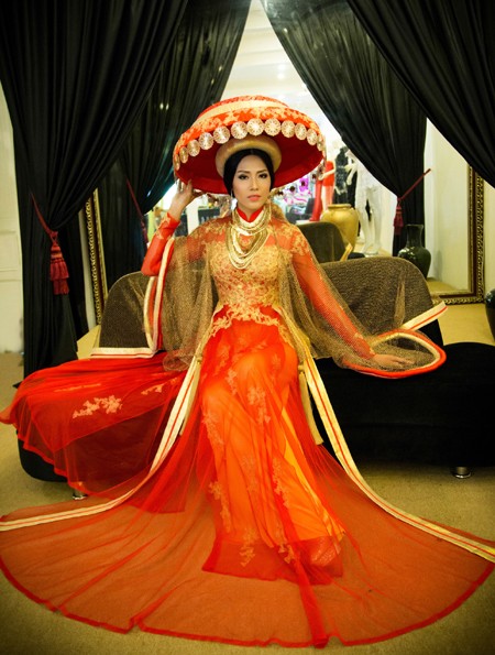 Cận cảnh bộ “Long vũ khúc” Nguyễn Thị Loan sẽ mặc tại Miss World ảnh 10