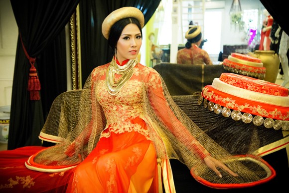 Cận cảnh bộ “Long vũ khúc” Nguyễn Thị Loan sẽ mặc tại Miss World ảnh 9