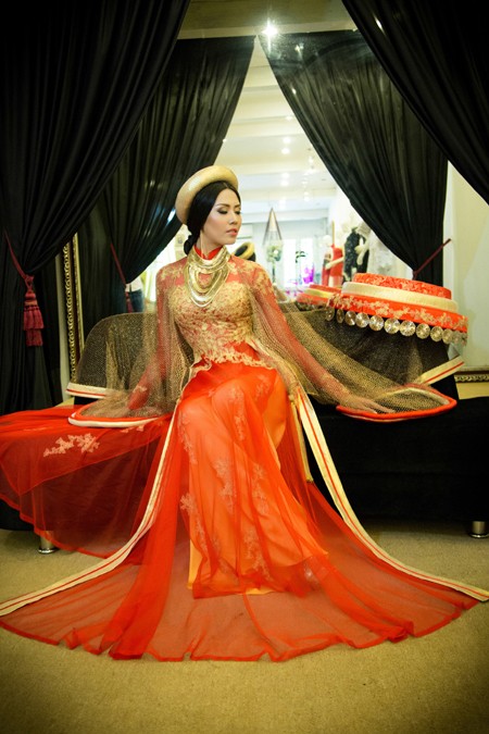 Cận cảnh bộ “Long vũ khúc” Nguyễn Thị Loan sẽ mặc tại Miss World ảnh 7
