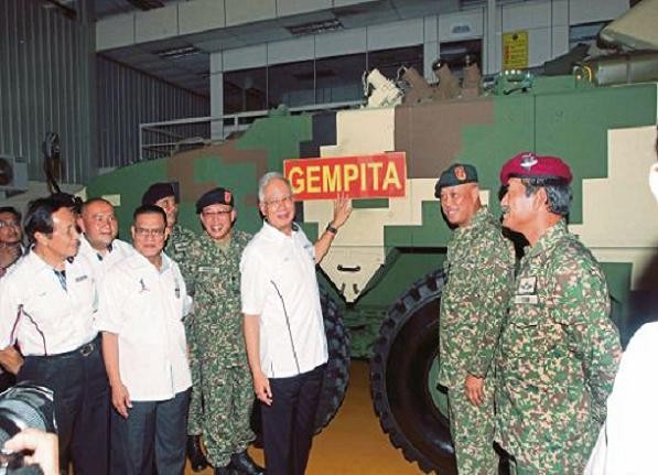 Lục quân Malaysia tiếp nhận 12 xe chiến đấu bộ binh nội địa mới ảnh 1