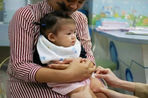 Lịch tiêm phòng cho trẻ sơ sinh và địa điểm tiêm chủng uy tín tại Hà Nội ảnh 2